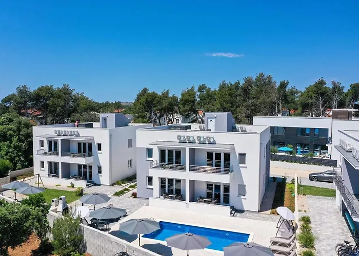 1Oak Rentals