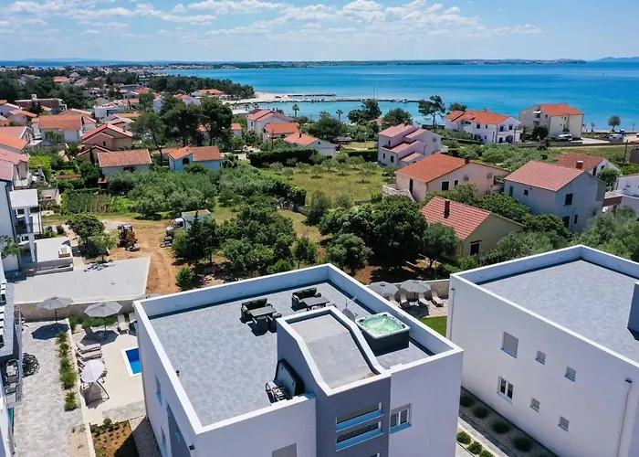 1Oak Rentals