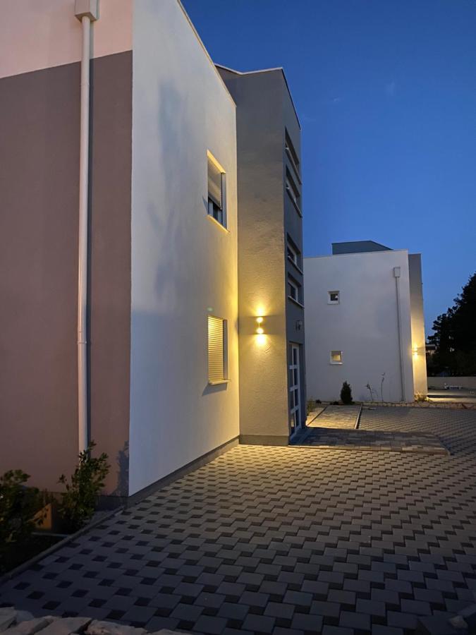Apartment 1oak Vir