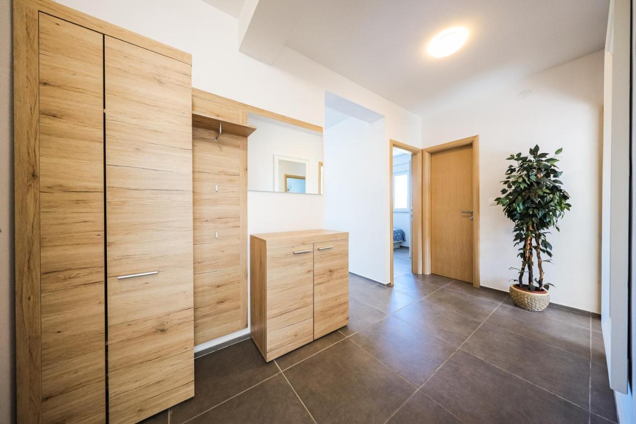 1oak *